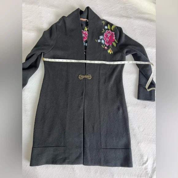 Soft Surroundings Black Cardigan with Floral Embroidery - Picture 11 of 13